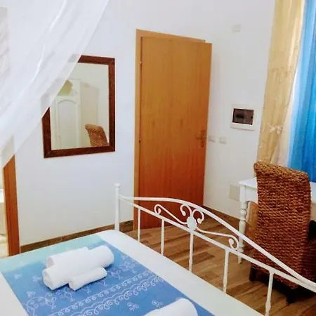 Fichidindia House Bed & Breakfast