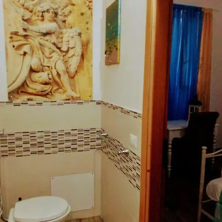 Bed & Breakfast Fichidindia House *